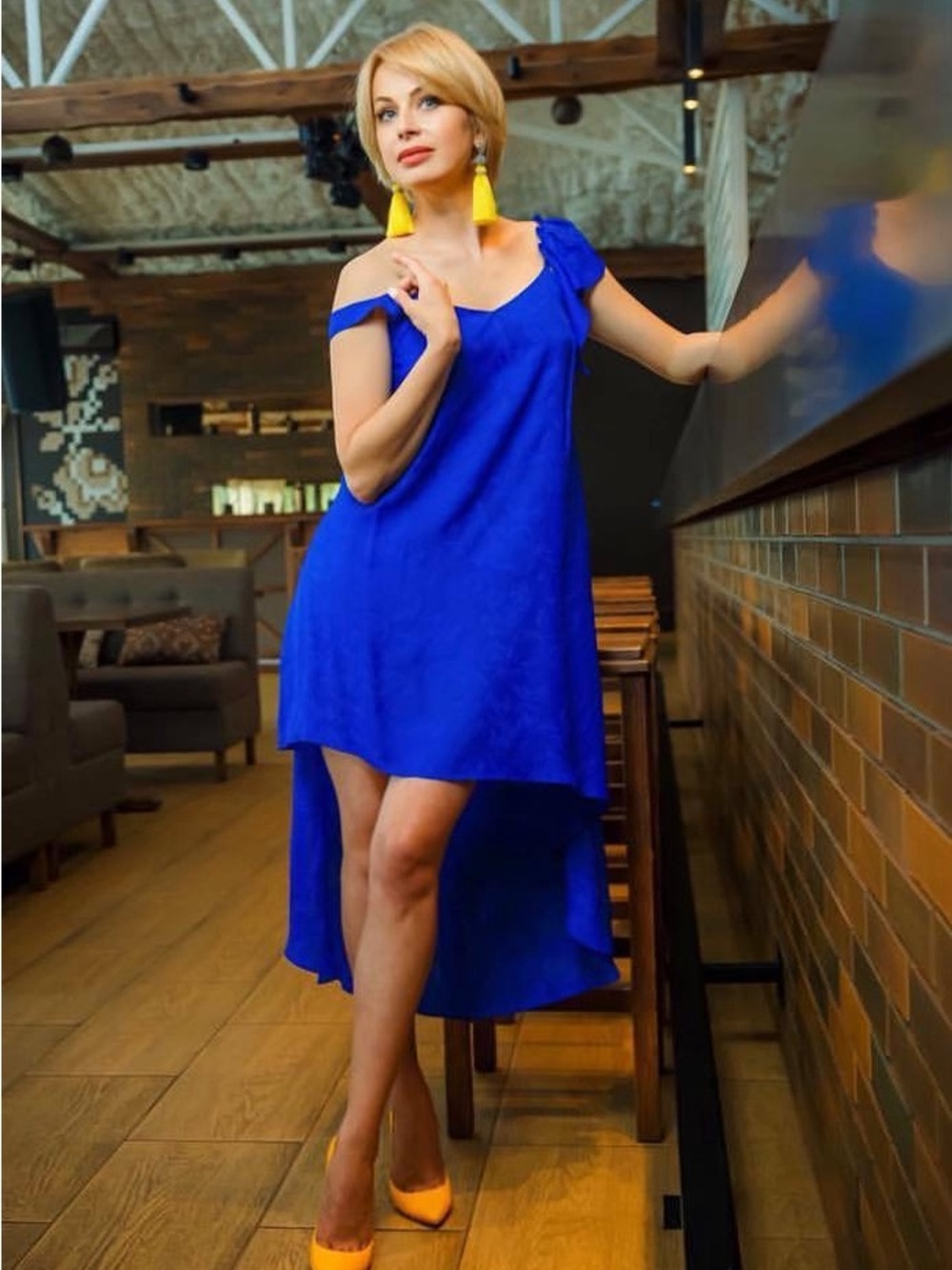 Women’s Royal Blue High-Low Off-Shoulder Dress